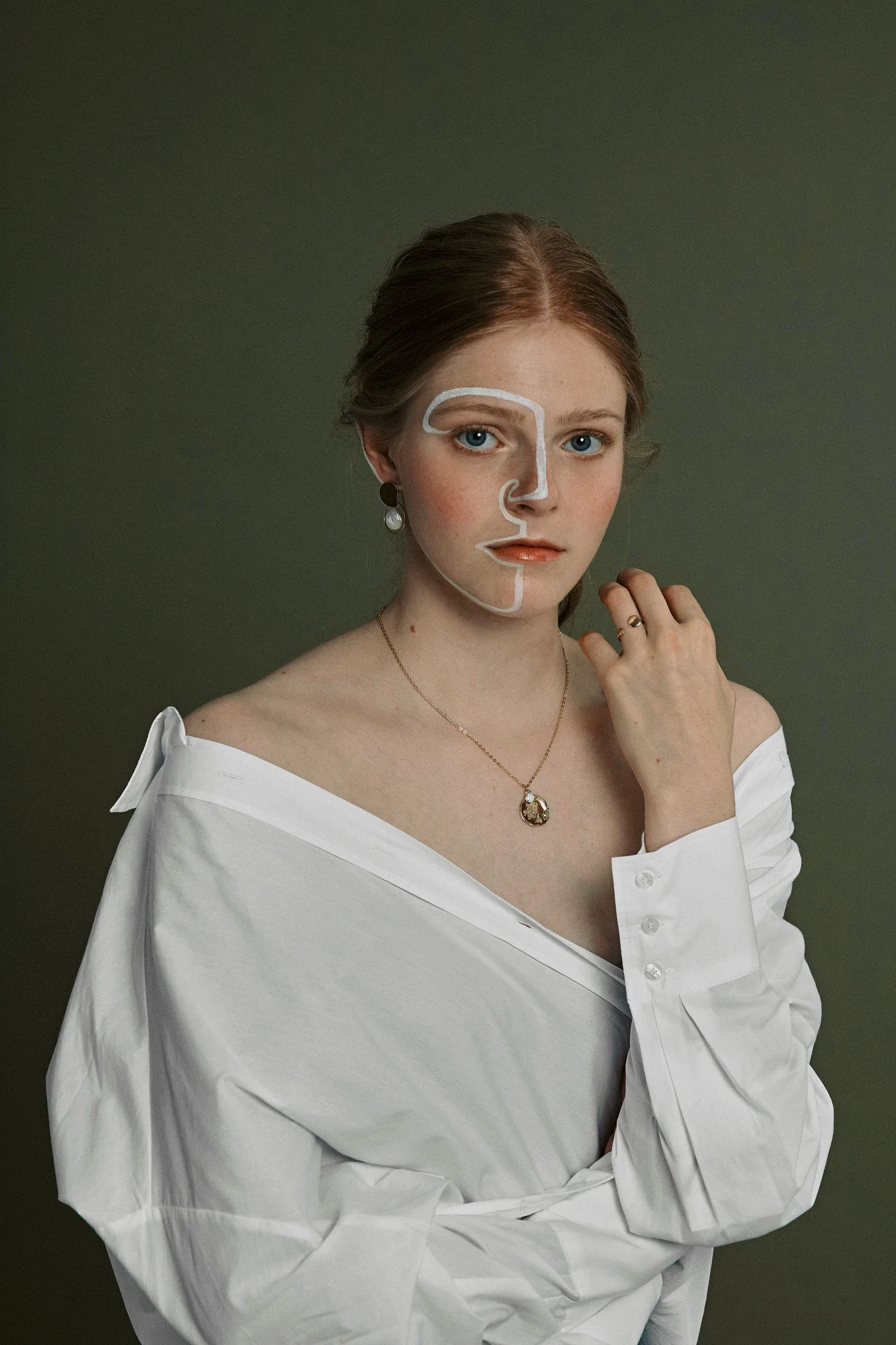 La Jeune Fille à la perle, photograph 3